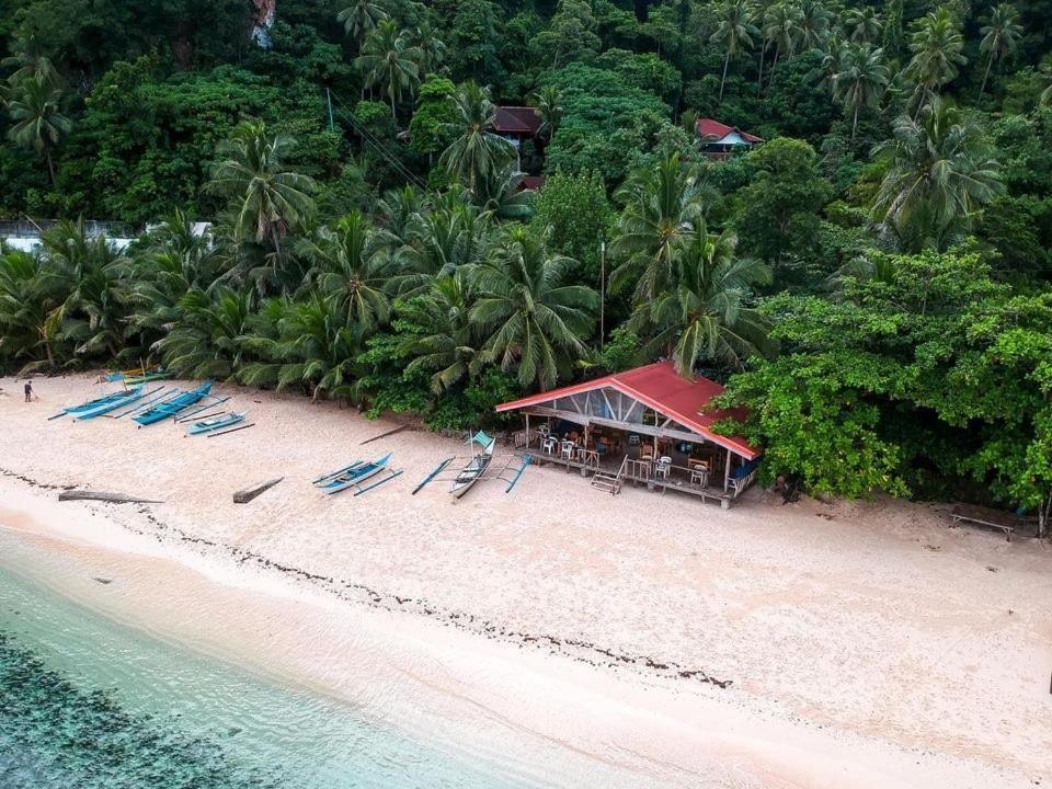وايت بيتش فرونت أند كوتاجيز Buruanga المظهر الخارجي الصورة
